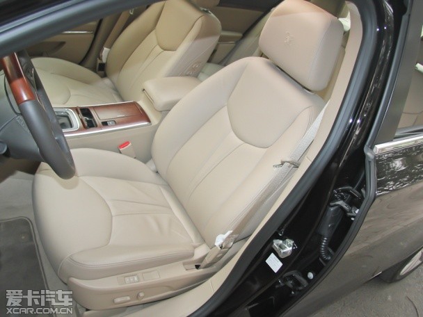上汽榮威2012款榮威950