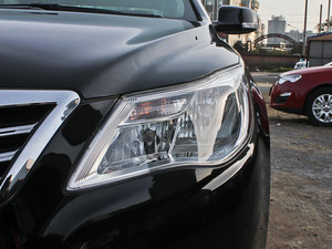 2012款2.0L 舒适版 大灯