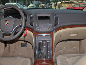 2012款2.0L 舒适版 中控台