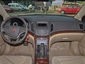 2012款2.0L 舒适版 内饰全景
