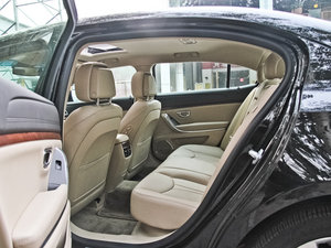 2012款2.4L G.LUX 豪华行政版 后排空间