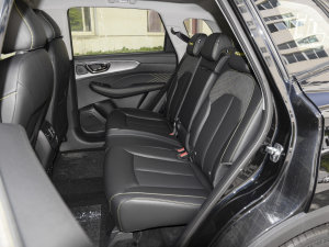 2023PLUS 330TGI ԄI(lng) 