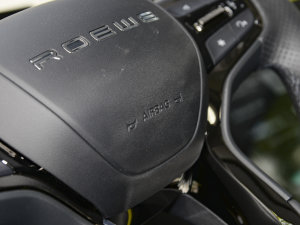 2023PLUS 330TGI ԄI п؅^