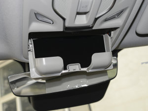 2023PLUS 330TGI ԄI п؅^