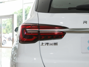 2023PLUS 330TGI ԄIǻݰ ^