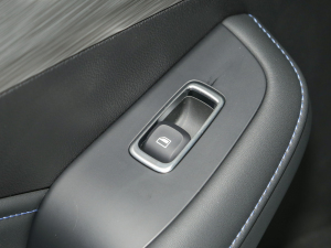 2023PLUS 330TGI ԄI(lng)ǻݰ ܇ƅ^(q)