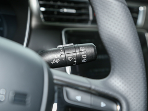 2023PLUS 330TGI ԄIǻݰ п؅^