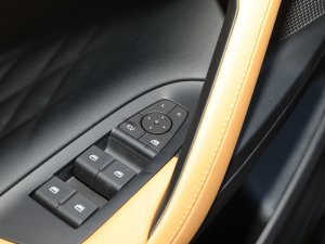 2023ȫ eRX5 s  п؅^