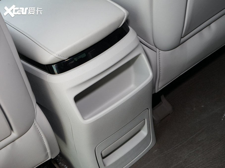 2023siMAX8 400TGI Խ