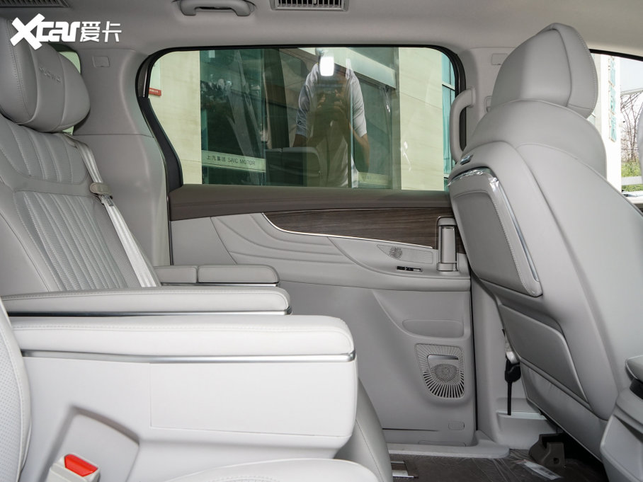 2023siMAX8 400TGI Խ