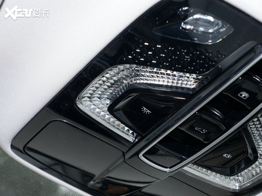 2023siMAX8 400TGI Խ