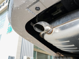 2023款400TGI 越享版 排气管