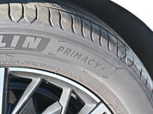 2023400TGI  (x)(ji)^