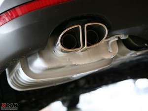 2010款1.8T 品臻版 排气管