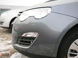 2010款1.8L 手动版 细节外观