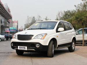 2011款1.8T 自动两驱胜域版 左前45度