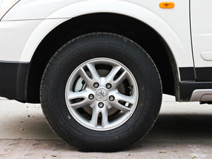 2011款1.8T 自动两驱胜域版 轮圈