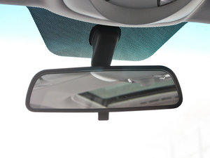 2011款1.8T 自动两驱胜域版 车内后视镜
