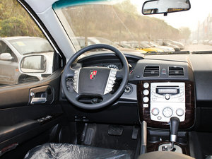 2011款1.8T 自动两驱胜域版 中控区