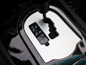 2011款1.8T 自动两驱胜域版 中控区