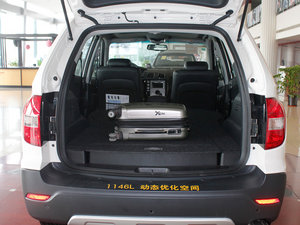 2011款1.8T 自动两驱胜域版 空间座椅