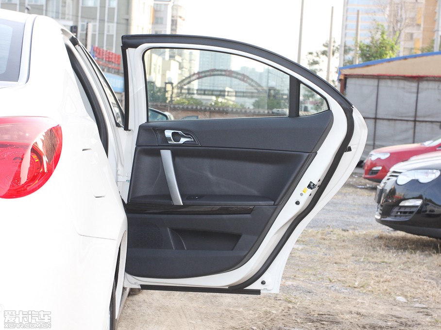 2012s550 S 1.8L Ԅӆ