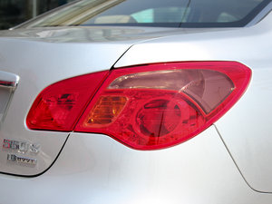 2010款1.8L 自动贺岁超值版 细节外观