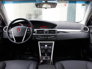 2012款S 1.8L 自动超值版 内饰全景