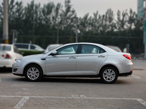 2012款1.8L 自动启智版 正侧（左）