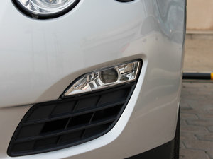 2012款1.8L 自动启智版 前雾灯