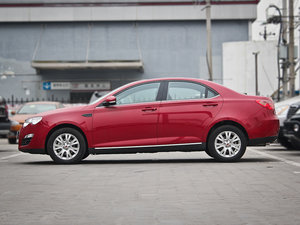 2012款S 1.8L 自动超值版 正侧（左）