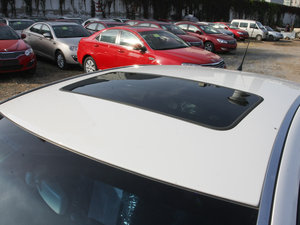 2012款S 1.8L 自动启臻版 车顶
