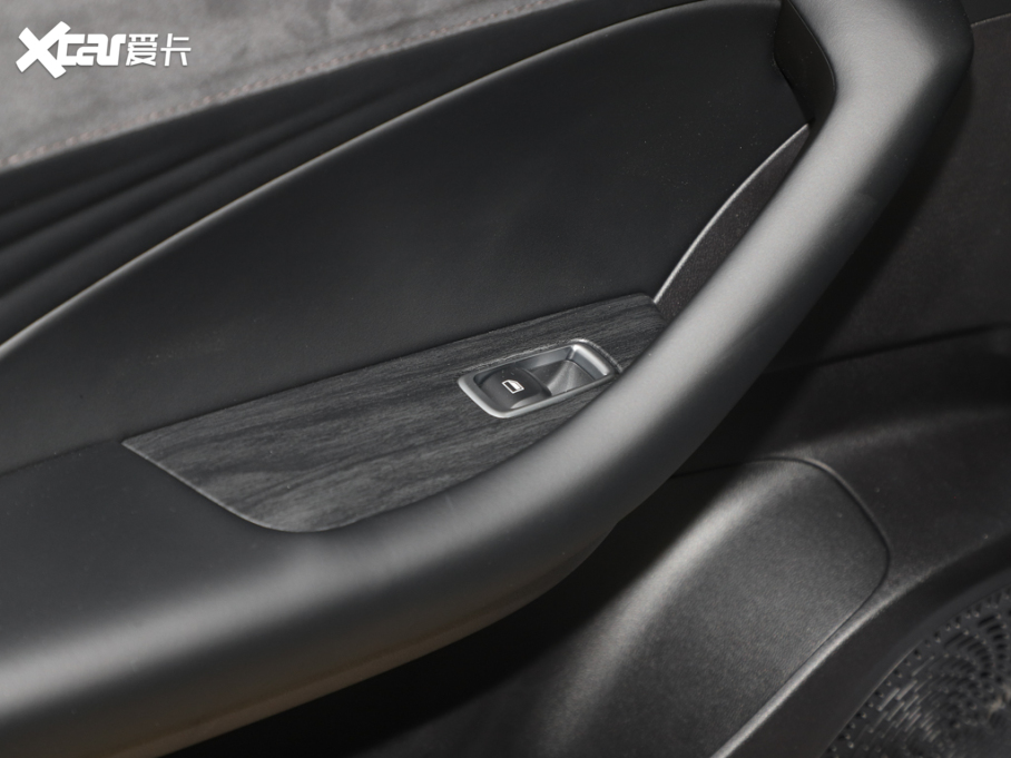 2025sD7 EV 510km (q)s