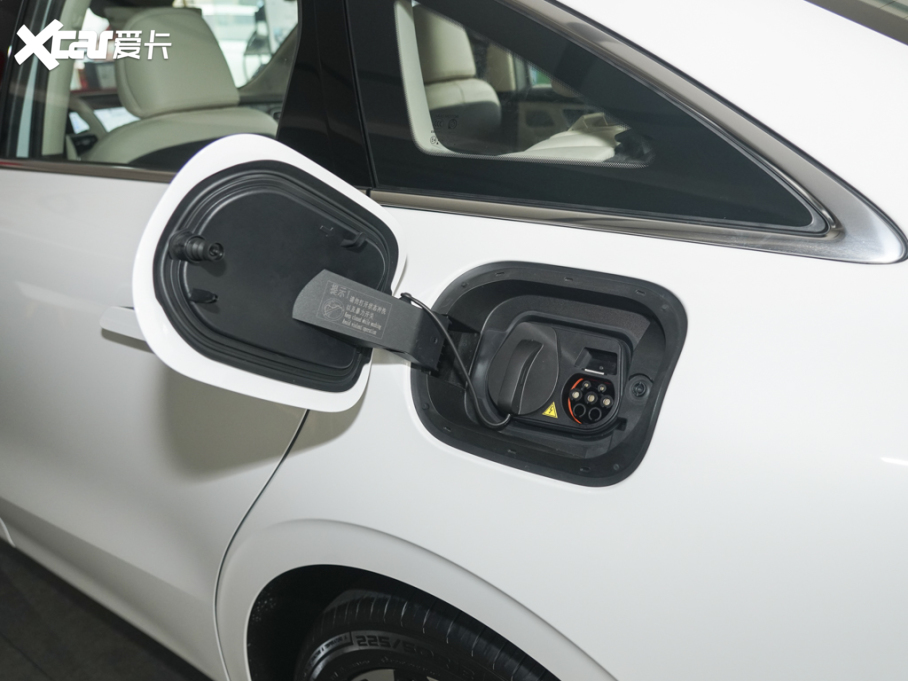 2025sD7 EV 510km (q)s