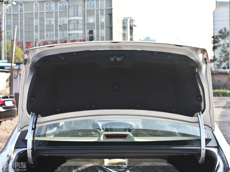 2011��s��350 S 1.5L �ք�(d��ng)Ӎ�Y��