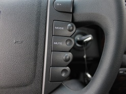 上汽榮威2013款榮威W5