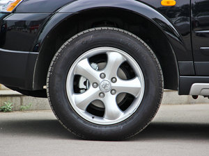 2013款1.8T 自动四驱豪域版 轮圈