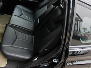 2013款1.8T 自动四驱豪域版 后排座椅