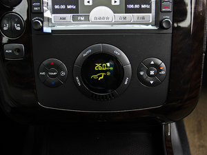 2013款1.8T 自动四驱豪域版 空调调节