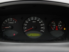 上汽榮威2014款榮威W5