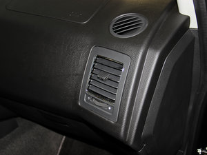 2014款1.8T 自动两驱胜域特装版 空间座椅