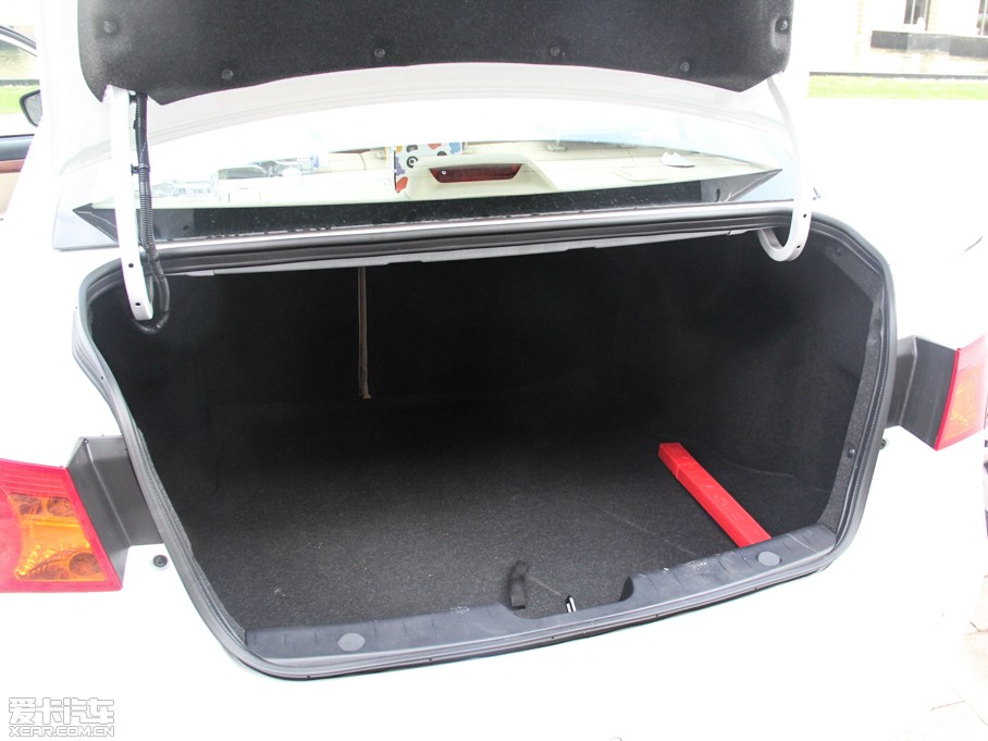 2014��s��350 1.5T �Ԅ�(d��ng)���а�