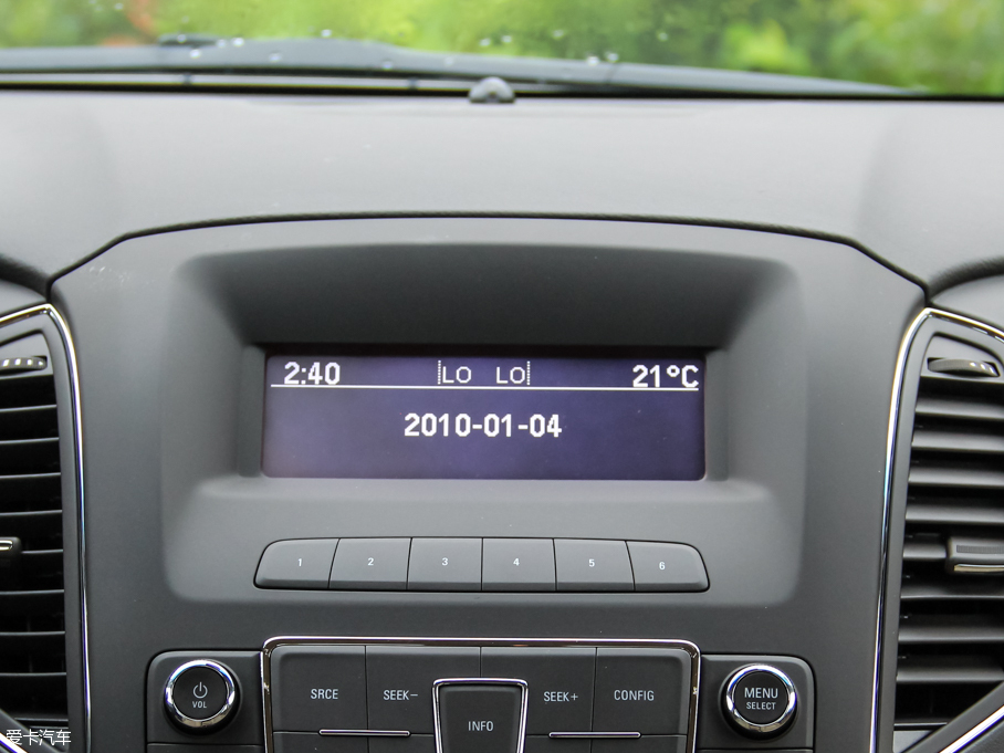 2015��s��950 1.8TGI ���Ű�