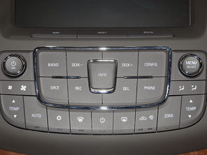 上汽榮威2015款榮威950