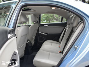 上汽榮威2015款榮威e550