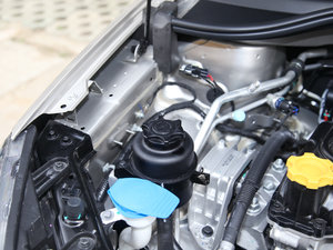 2015款1.5L 手动豪华天窗版 其它