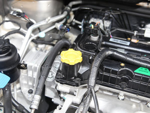 2015款1.5L 手动豪华天窗版 其它