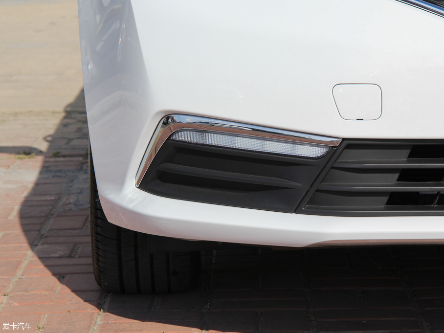 2015��s��360 1.5L �ԄӺ��A��