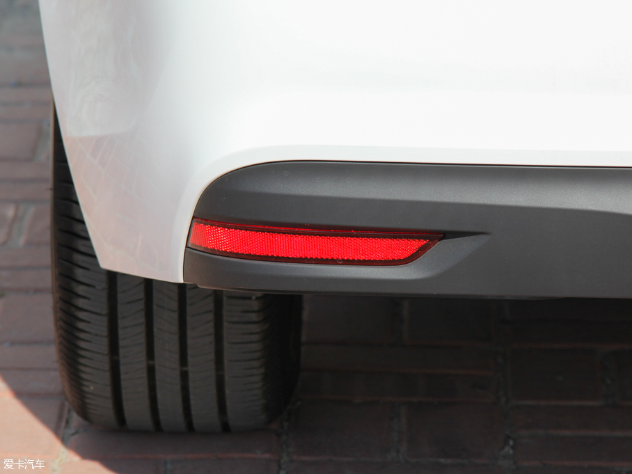 2015��s��360 1.5L �ԄӺ��A��