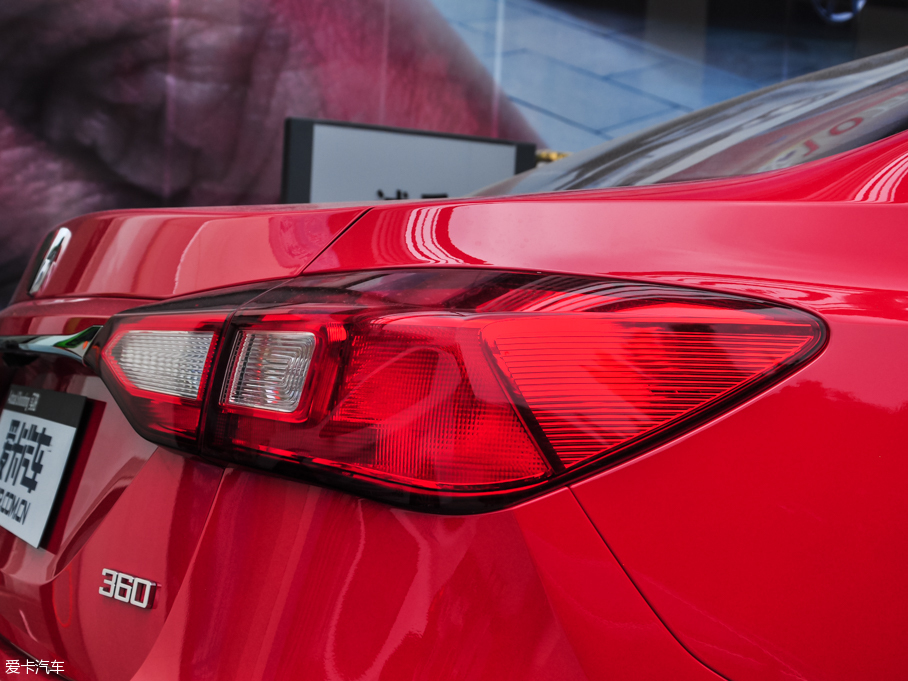 2015��s��360 1.5L �ԄӺ��A��